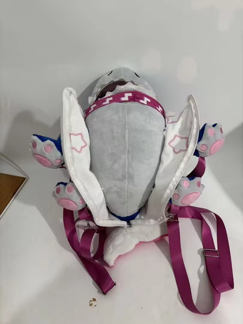 PLUSHIE BACKPACK - Jeff the Shark
